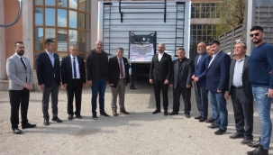 Kahraman Tır Şoförüne Yeni Dorse Hediye Edildi 