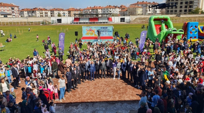 Akşehir Belediyesi'nden Çocuklara Bayram Şenliği 