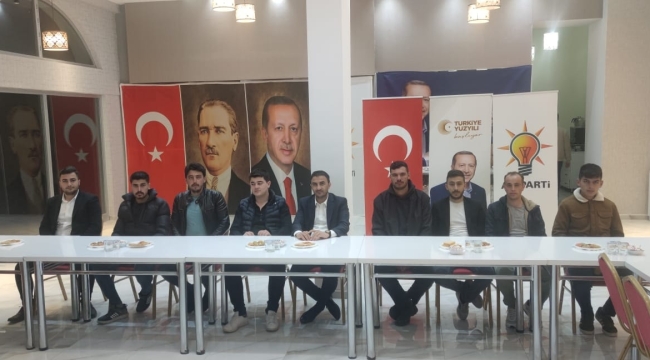 BAŞKAN MEŞE GENÇLERLE BULUŞTU 