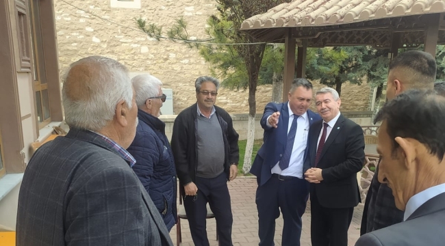 İYİ PARTİ ÇELTİK'DE VATANDAŞLARLA BULUŞTU 