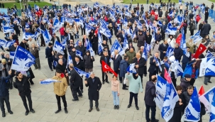 MİLLET PARTİSİ LİDERİ NACAR ;AT YARIŞLARI DAHİ BUNDAN DAHA ADİLDİR 