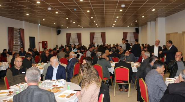 YUNAK İLÇE PROTOKOLÜ İFTAR SOFRASINDA BULUŞTU 