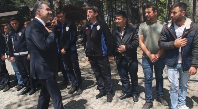 Belediye Personeli Emek ve Dayanışma Günü Münasebetiyle Bir Araya Geldi 