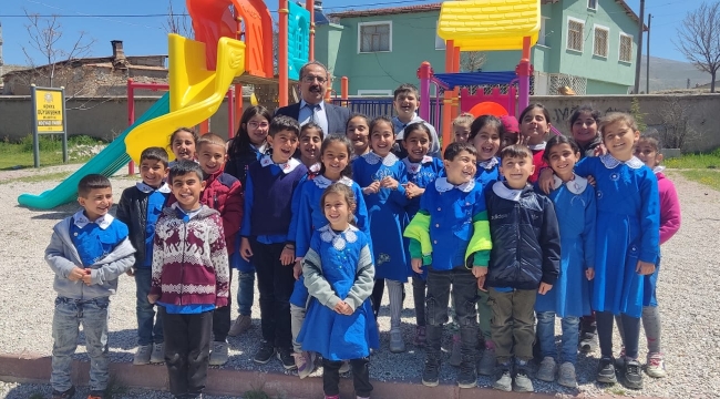 İŞCAN'DAN OKULLARA BİR DİZİ ZİYARET