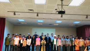 YUNAK'TA İSTANBUL'UN FETHİ TİYATRO OYUNUYLA KUTLANDI 