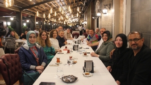 "Ayrılsakta beraberiz" dediler 