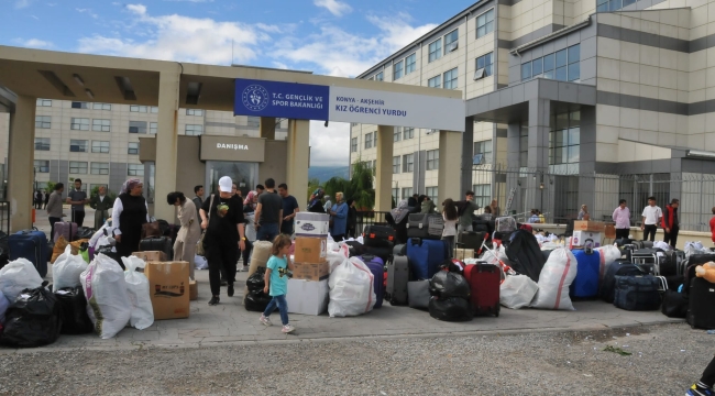 Başkan Akkaya Depremzedelerle Vedalaştı 