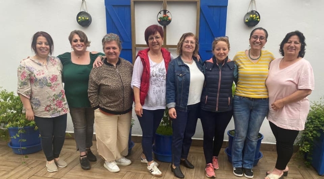 DİLEK MARMARA ÇAKIL ,KÜÇÜK AĞA KONAĞINDA 