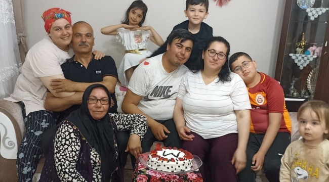 YENİOĞLU AİLESİNDE DOĞUM GÜNÜ MUTLULUĞU 