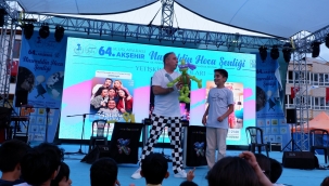 Cumhuriyet Meydanında Sosis Balon Şov ve Grup Garadüzen Konseri 