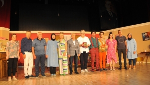 Paraya Hayır Oyunu Akşehirlilerle Buluştu 