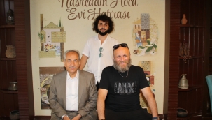 Sanatçı Çetin Altay Akşehir'e Hayran Kaldı 