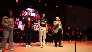 Şenliğin Finalini Semicenk Yaptı 