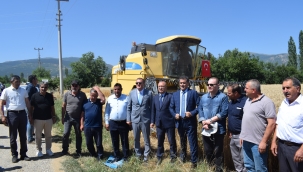 YERLİ VE MİLLİ TOHUM SELÇUKLU AKŞEHİR'DE ÜRETİCİLERE TANITILDI 