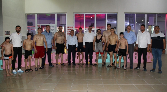 Milletvekili Erdem ve Başkan Akkaya Çocuklarla Buluştu