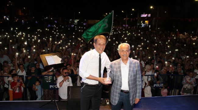 YILDIZDOĞAN GÖNÜLLERİ MEST ETTİ!