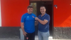 AKŞEHİRSPOR'UN YENİ TEKNİK DİREKTÖRÜ OZAN DOMBAZ OLDU 