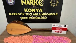 Konya'da bağlamanın içinden 2.600 adet uyuşturucu hap çıktı