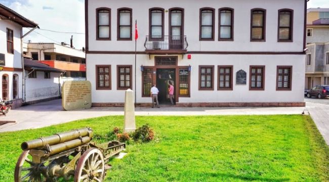 MÜZELER SAAT 21-00'E KADAR AÇIK OLACAK 