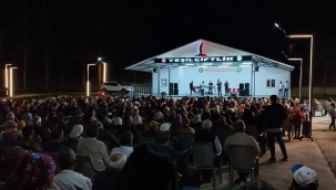 YEŞİLÇİFTLİK'TE YAZA VEDA KONSERİ DÜZENLENDİ 