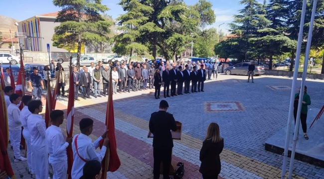 YUNAK'TA GAZİLER GÜNÜ KUTLANDI 