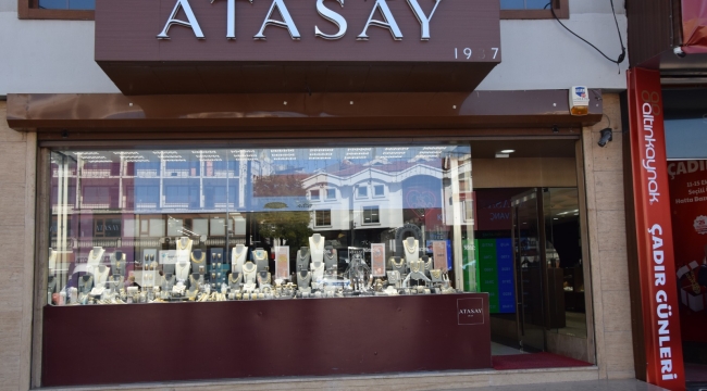 Atasay Altın ve Pırlanta Çadır Kampanyası Konya Valilik Meydanı'nda Devam Ediyor 