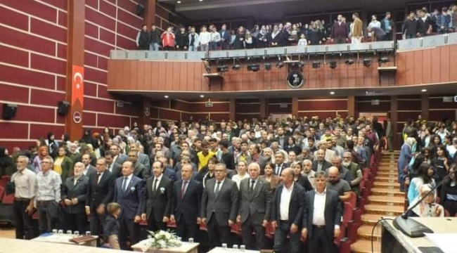 KONFERANSA YOĞUN İLGİ 