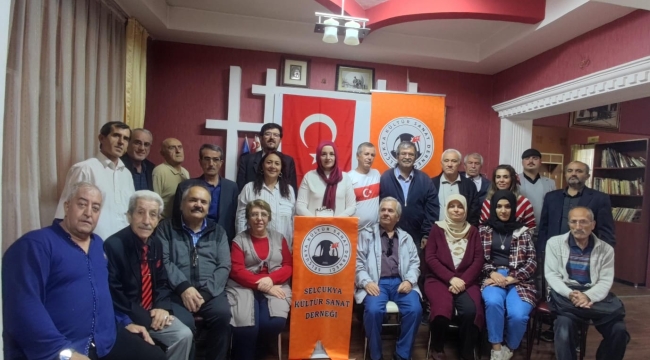 SELÇUKYA ŞİİR AKŞAMLARINDA 100.YIL COŞKUSU 