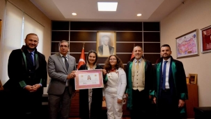 SERAP AKÇA AVUKATLIK RUHSATINI ALDI 