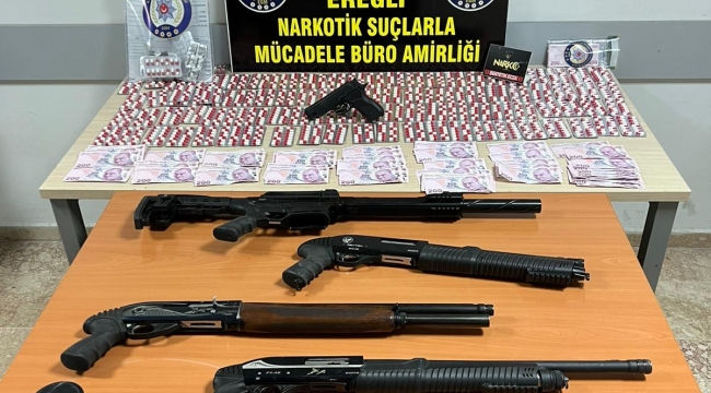 Toprağa gömülen uyuşturucu polisin gözünden kaçmadı 