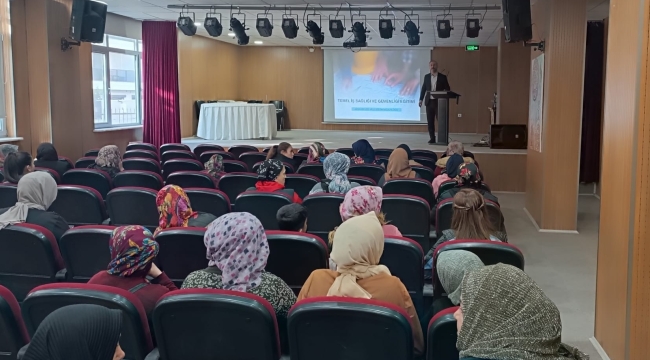  (TYP) KAPSAMINDA GÖREV YAPAN İŞKUR PERSONELİNE İŞ SAĞLIĞI VE GÜVENLİĞİ EĞİTİMİ VERİLDİ 