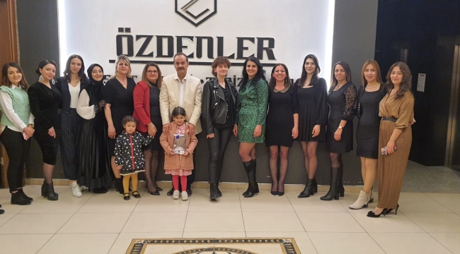 Final'de Öğretmenler Günü Coşkusu 