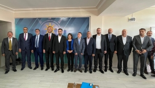 YUNAK AK PARTİ'DE BELEDİYE BAŞKANLIĞI ADAY ADAYLARI TANITILDI 