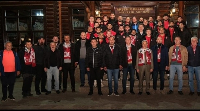BAŞKAN AKKAYA,AKŞEHİRSPOR AİLESİ ,LE YEMEKTE BULUŞTU 
