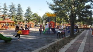 BAŞKAN AKKAYA: "SELÇUKLU PARKI AKŞEHİR'İMİZE DEĞER KATIYOR" 