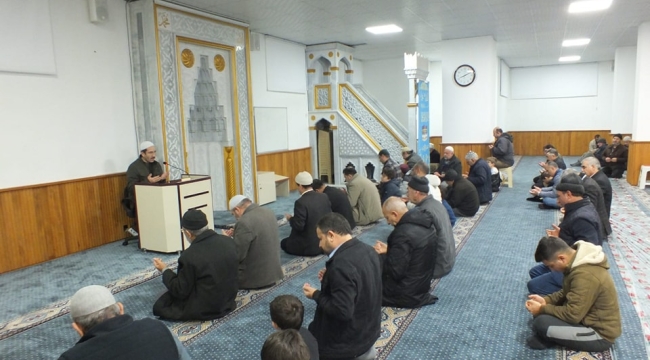 Yunus Emre Camii'nde Ailelerle Sabah Namazı Buluşması Gerçekleştirildi