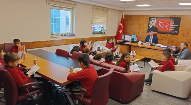 BAŞHEKİM İLE BİRLİKTE OKUDULAR 