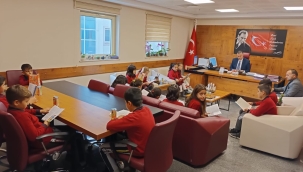 BAŞHEKİM İLE BİRLİKTE OKUDULAR 