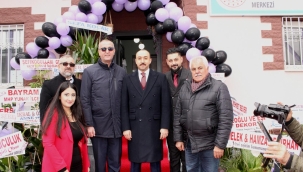 BAŞKAN KONAK AÇILIŞ TÖRENİNDE 