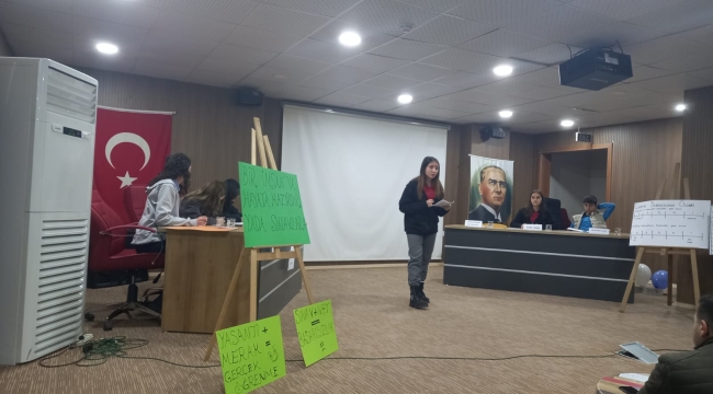 'HAYDİ KONUŞ BAKALIM' YARIŞMASI BİRİNCİSİ YUNAK İHL 