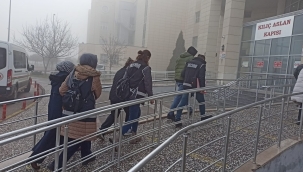 Konya'da FETÖ operasyonu: 3 gözaltı 