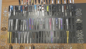 Konya polisinden kesici ve delici aletlere yönelik denetimde 355 kişiye işlem yapıldı 