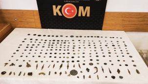 Konya polisinden tarihi eser kaçakçılığı operasyonu  