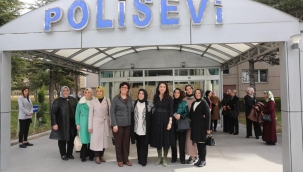 Polisevi'nde Tanışma, Dayanışma ve Kamu yararına faaliyet Sunma Toplantısı Gerçekleşti 