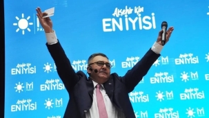 AFŞAR'DAN AKM'DE GÖVDE GÖSTERİSİ 