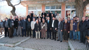 BAŞKAN ADAYI KAHRAMAN'DAN ESNAF GEZİSİ VE MAHALLE ZİYARETİ 