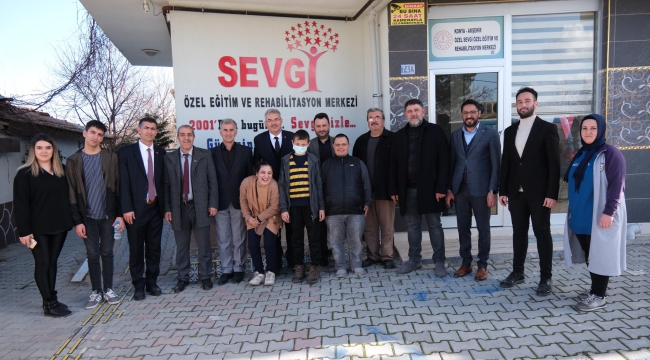 BAŞKAN ADAYI KAHRAMAN MECLİS ÜYESİ ADAYLARI İLE BİRLİKTE SEÇİM ÇALIŞMALARINI SÜRDÜRÜYOR 