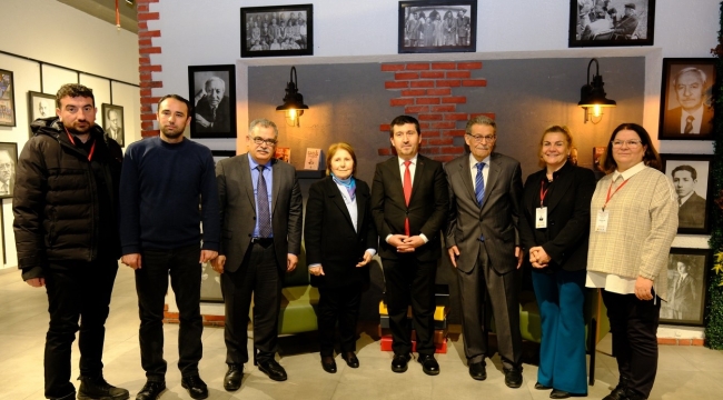 EDEBİYATSEVERLER TARIK BUĞRA'NIN ANISINA AKŞEHİR'DE BULUŞTU 
