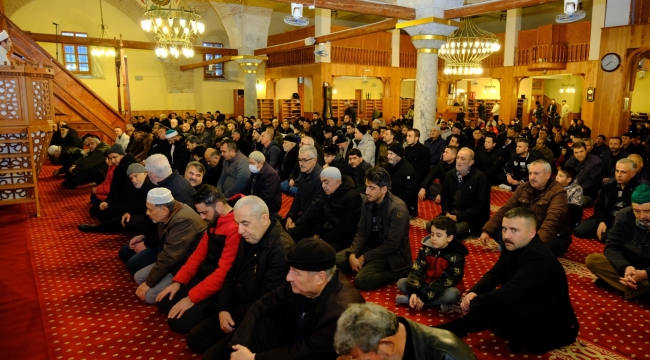 "MİRAÇ KANDİLİ" AKŞEHİR'DE COŞKUYLA İDRAK EDİLDİ 