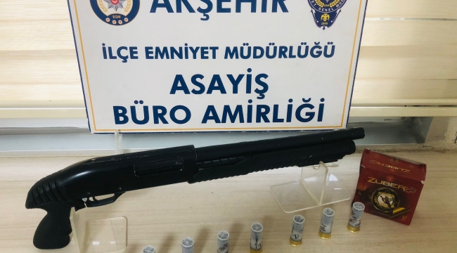UYGULAMALARDA RUHSATSIZ AV TÜFEĞİ VE TABANCA ELE GEÇİRİLDİ